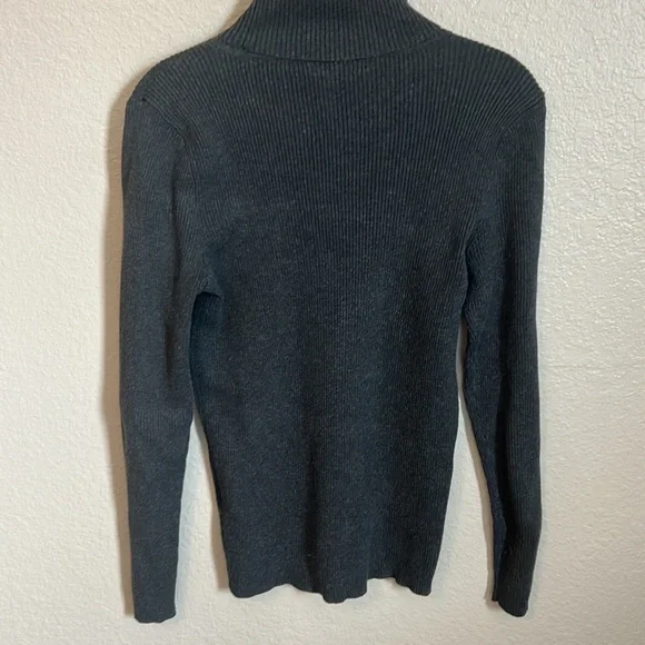Ralph Lauren turtle neck - Picture 4 of 4
